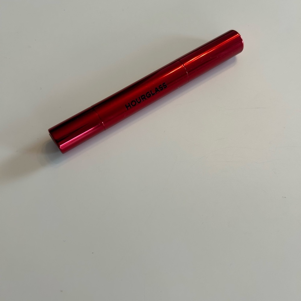 Hourglass Red 0 lipgloss